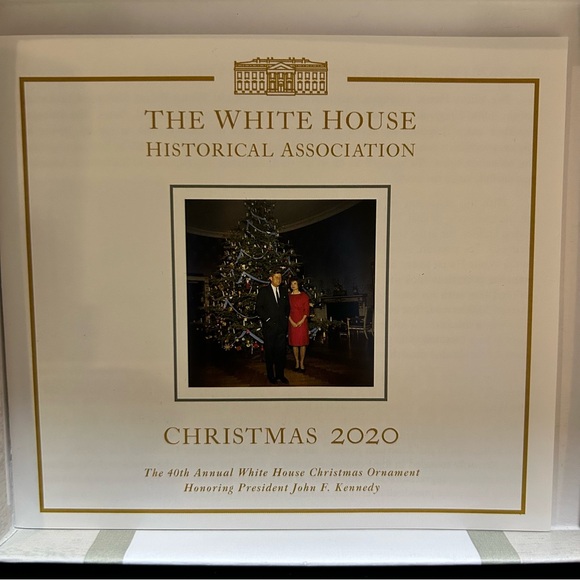 JFK Christmas 2020 Blue and Gold Holiday Frame - Picture 4 of 5
